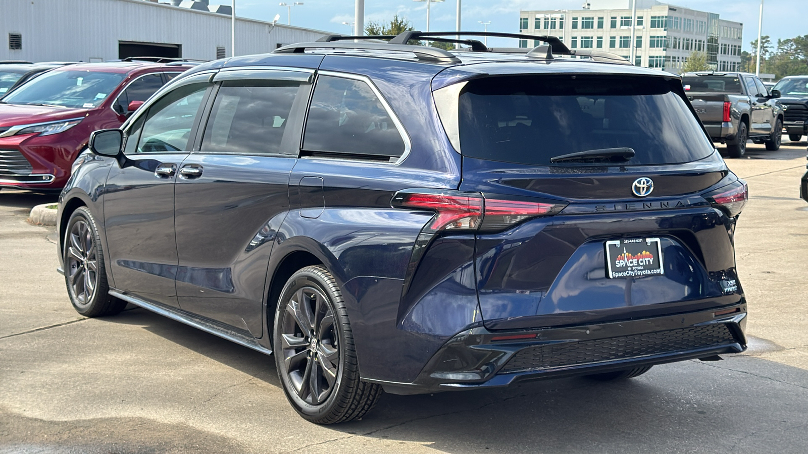 2022 Toyota Sienna XSE 6