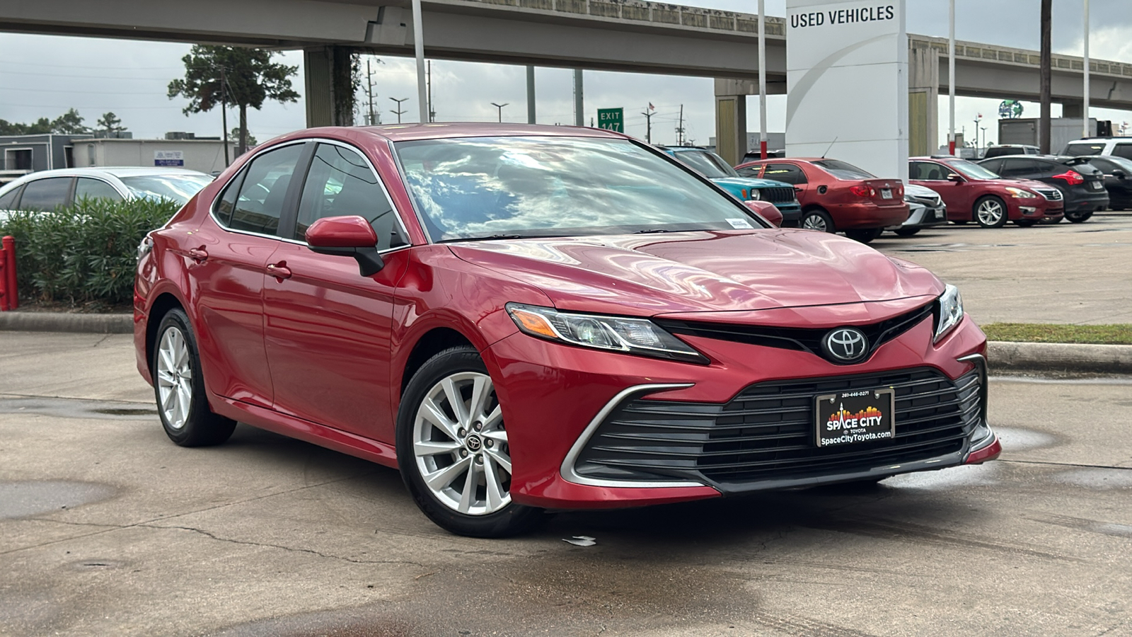 2023 Toyota Camry LE 2