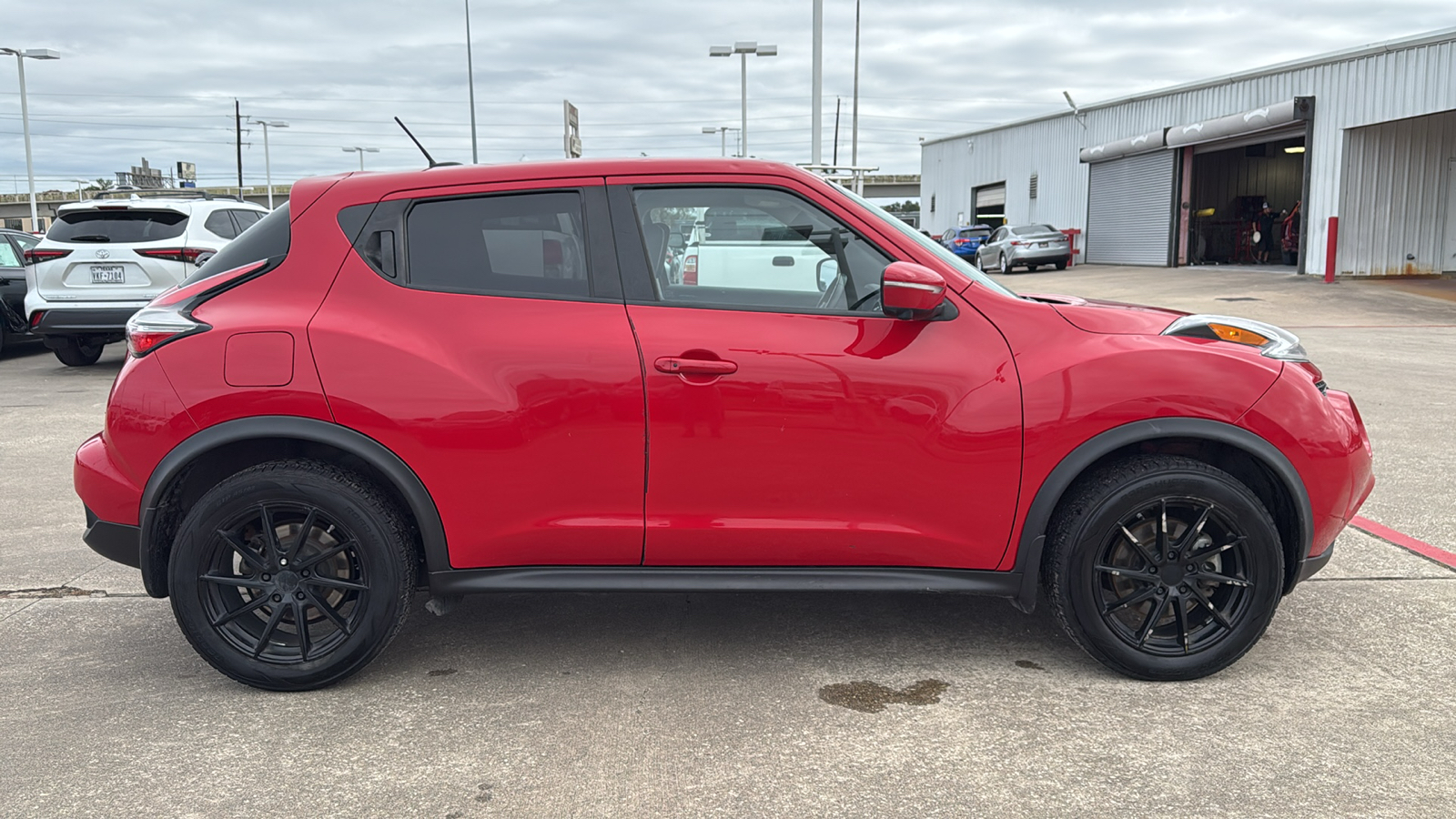 2015 Nissan Juke SL 9