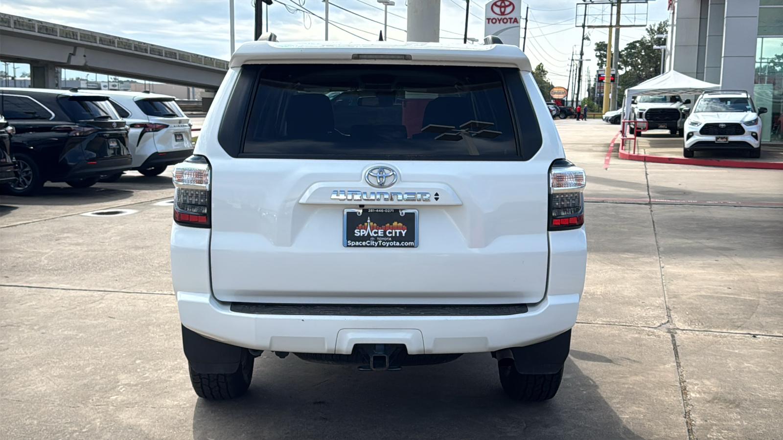 2022 Toyota 4Runner SR5 5