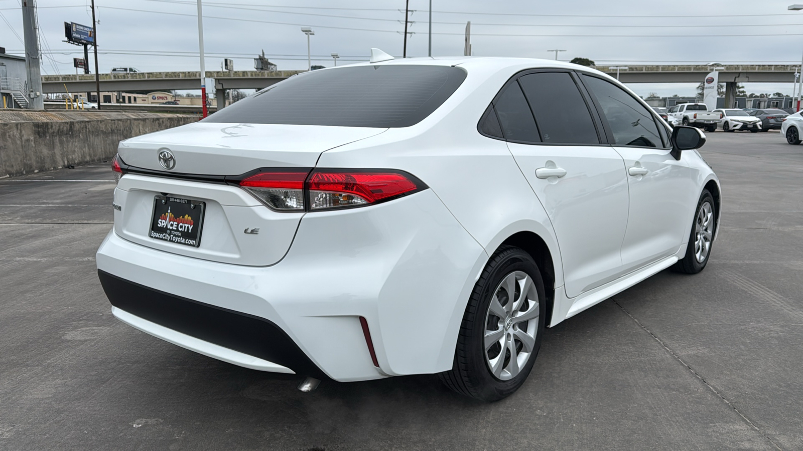 2020 Toyota Corolla LE 7