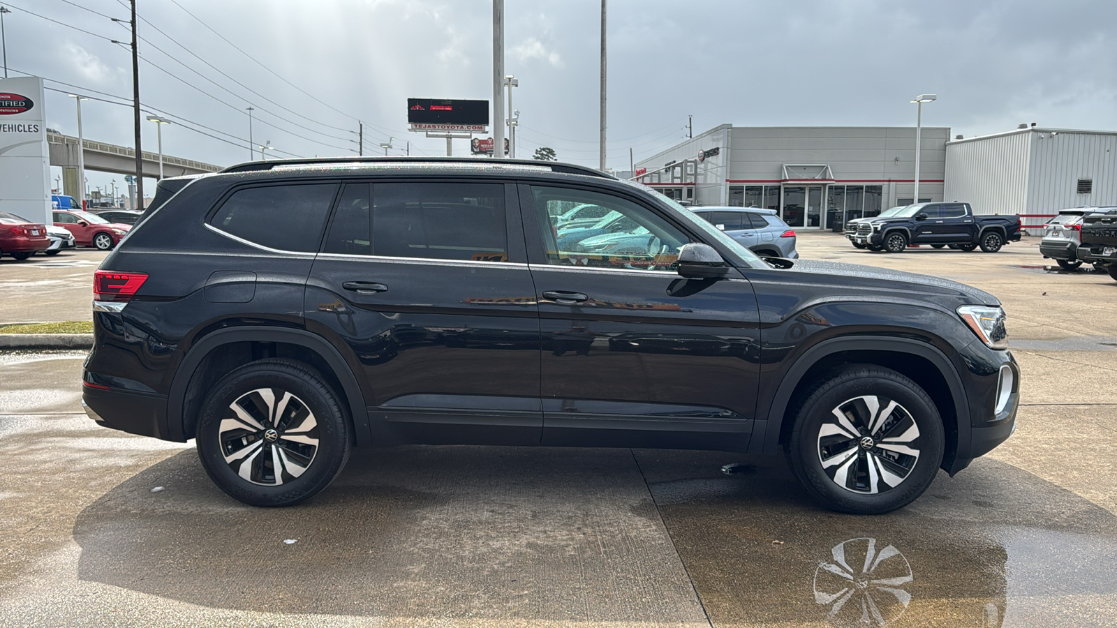 2024 Volkswagen Atlas 2.0T SE 2