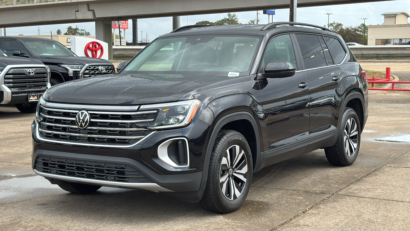 2024 Volkswagen Atlas 2.0T SE 7