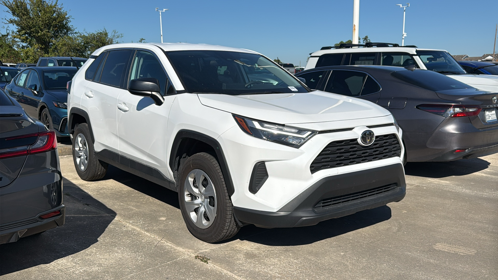 2024 Toyota RAV4 LE 2