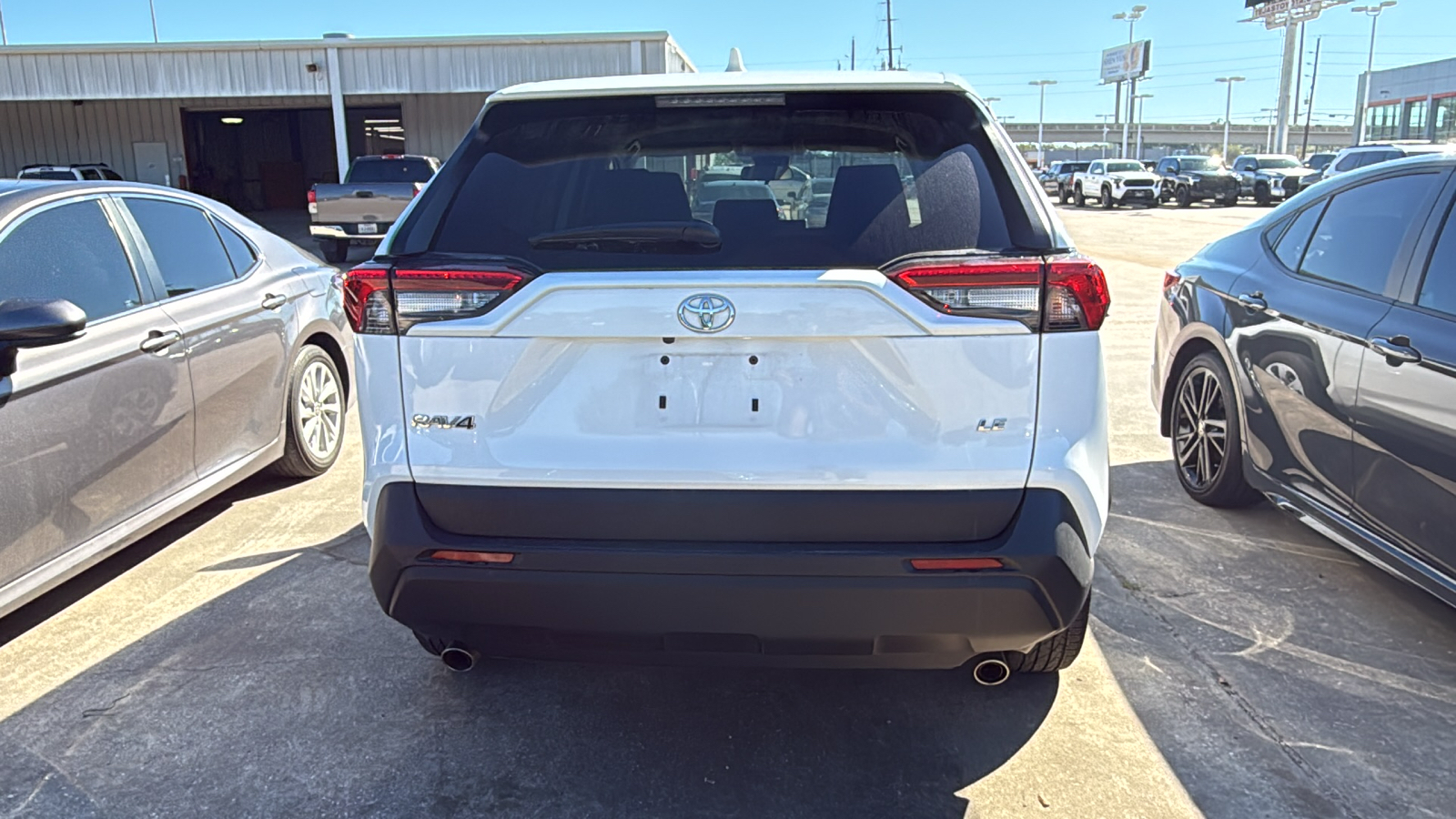 2024 Toyota RAV4 LE 6