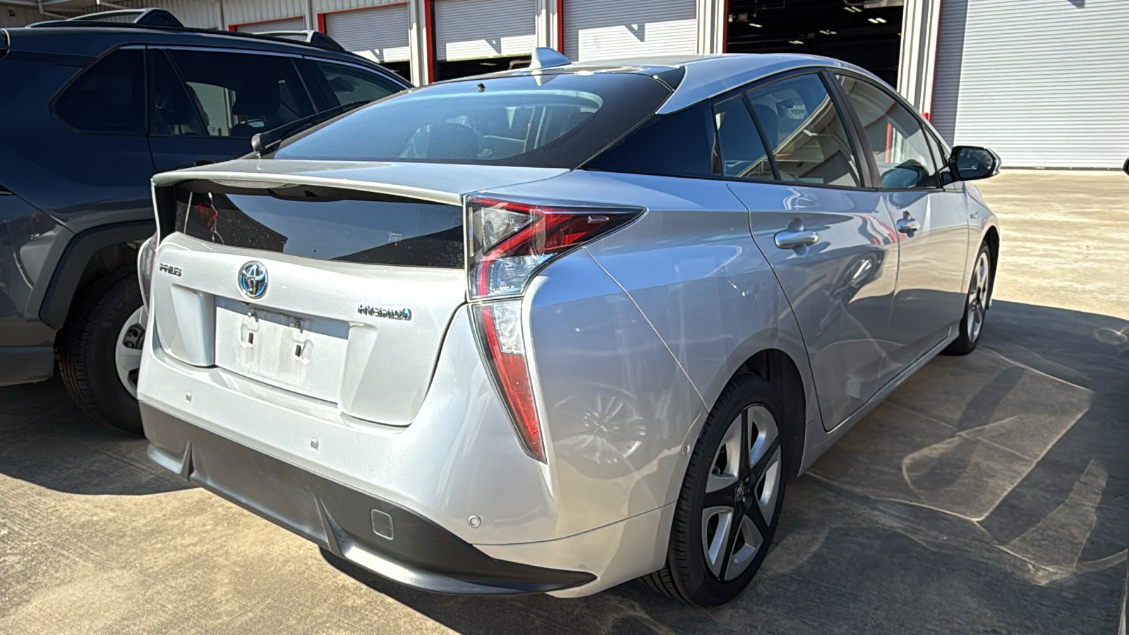 2017 Toyota Prius  8