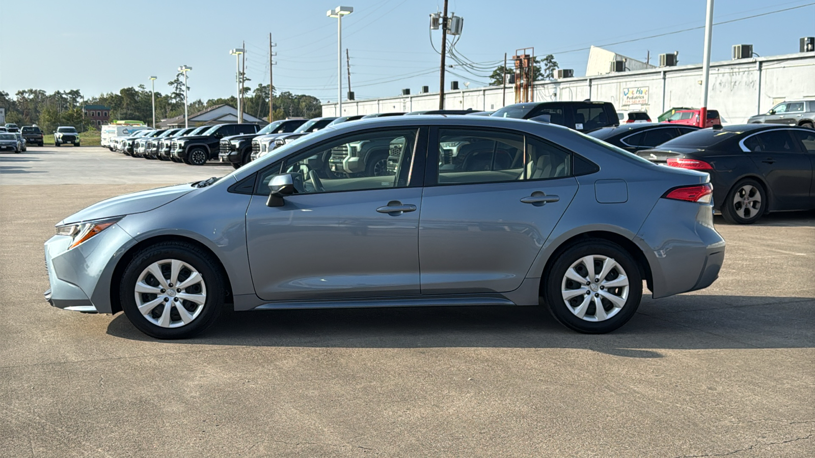 2023 Toyota Corolla LE 5