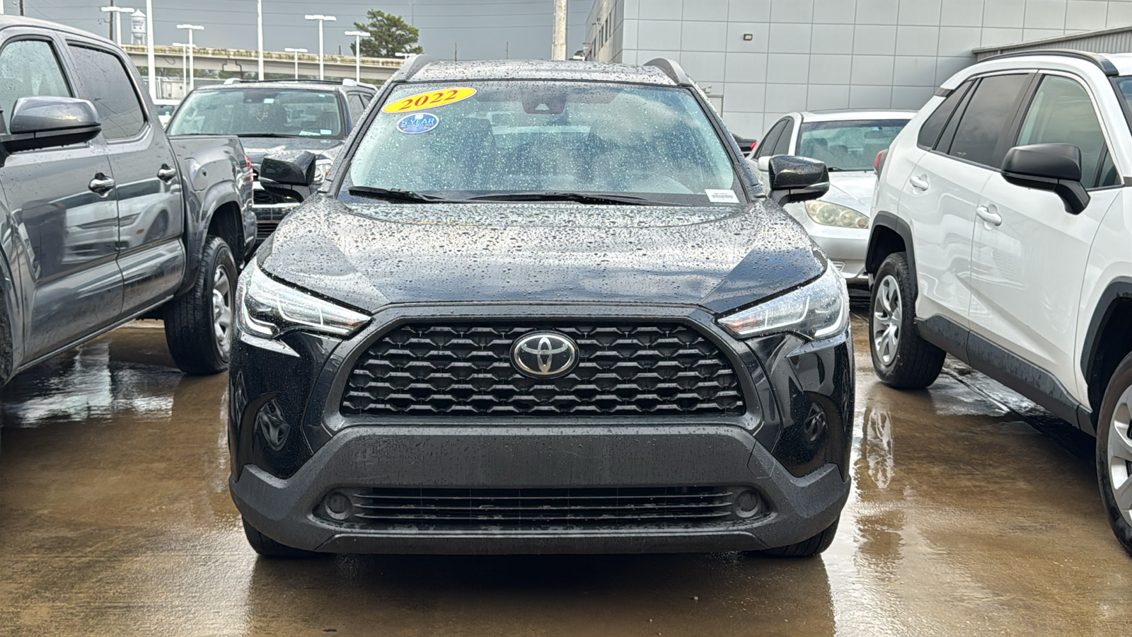 2022 Toyota Corolla Cross LE 3