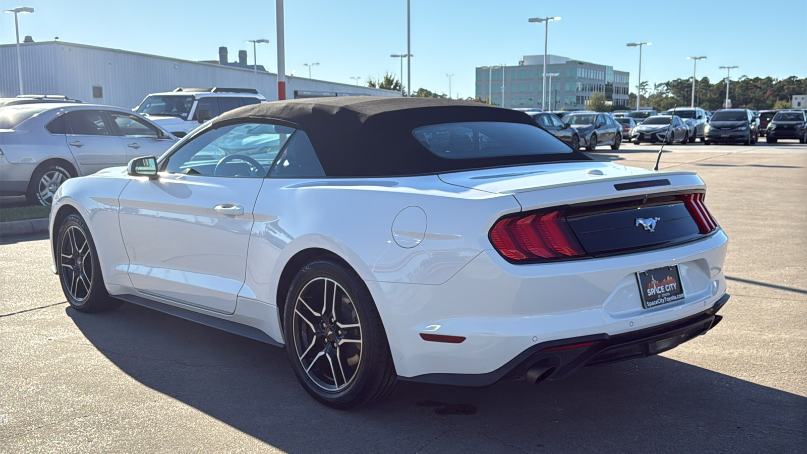 2022 Ford Mustang EcoBoost Premium 6