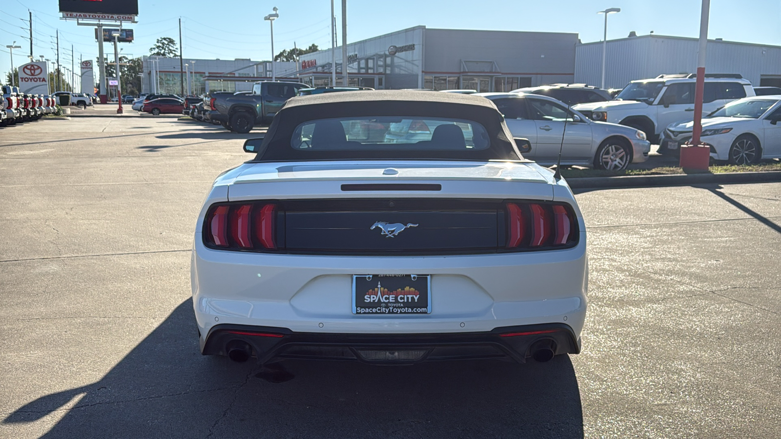 2022 Ford Mustang EcoBoost Premium 7