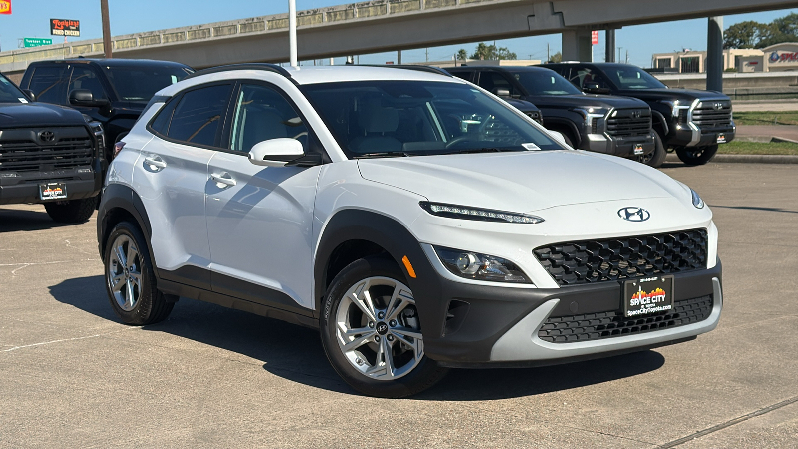 2023 Hyundai Kona SEL 2