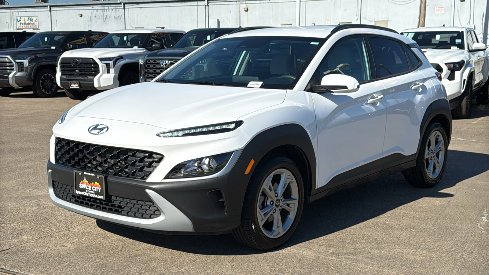 2023 Hyundai Kona SEL 4