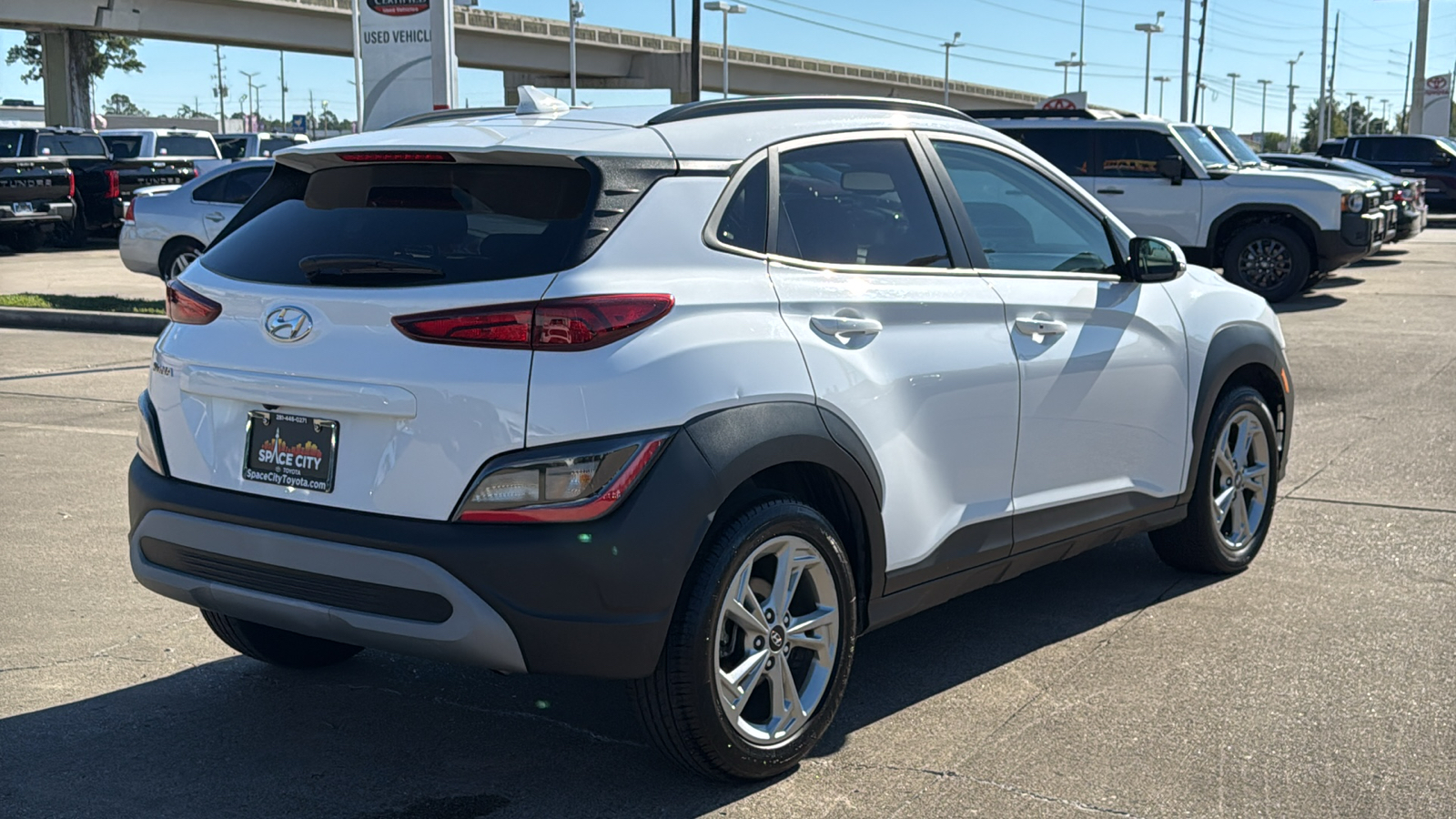 2023 Hyundai Kona SEL 8