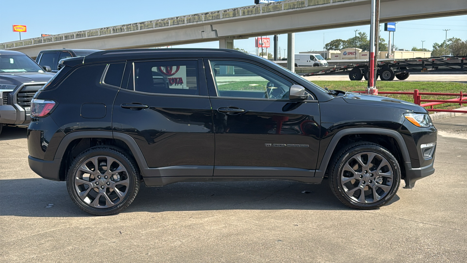 2021 Jeep Compass 80th Special Edition 10