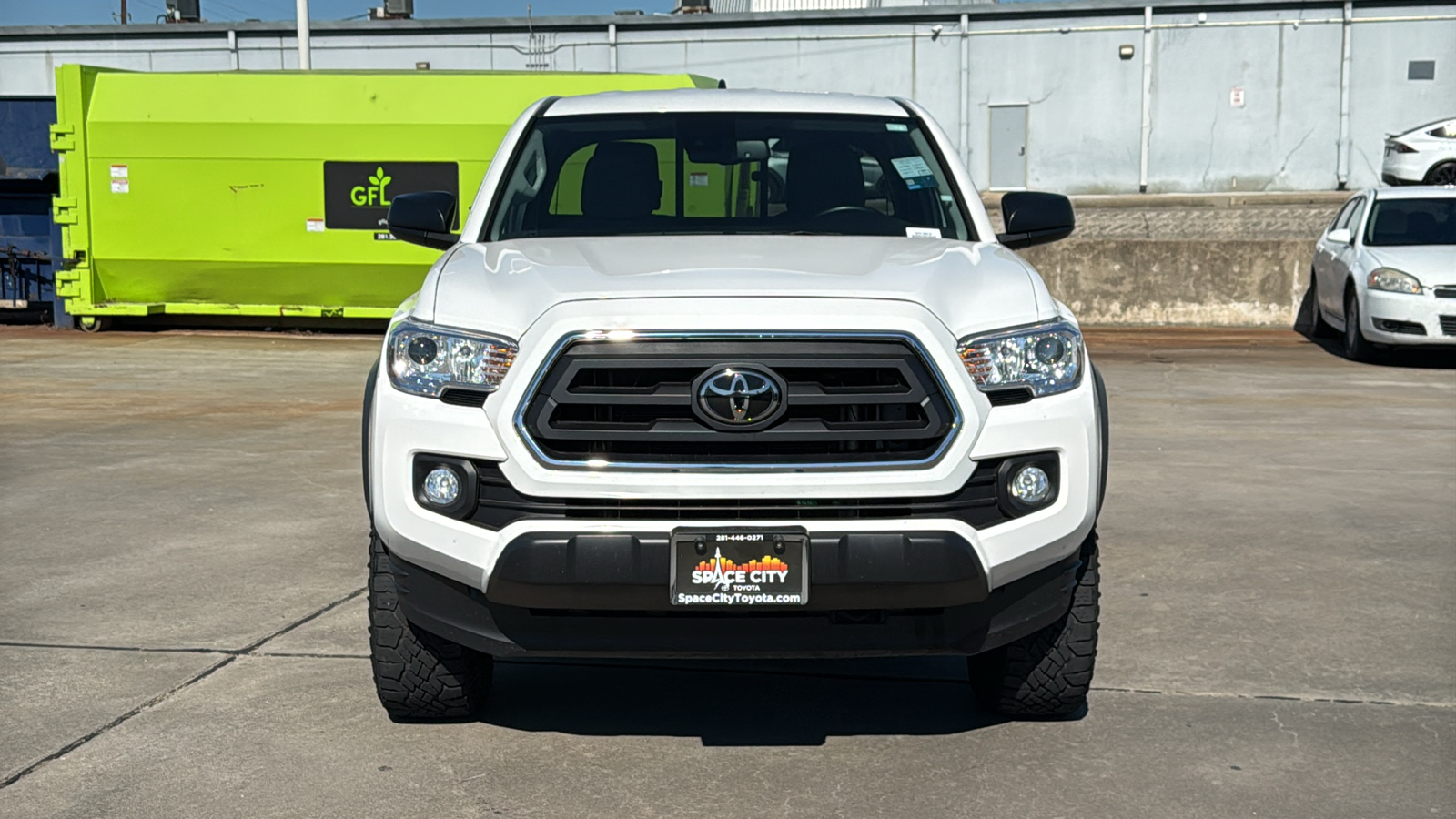 2023 Toyota Tacoma SR5 3