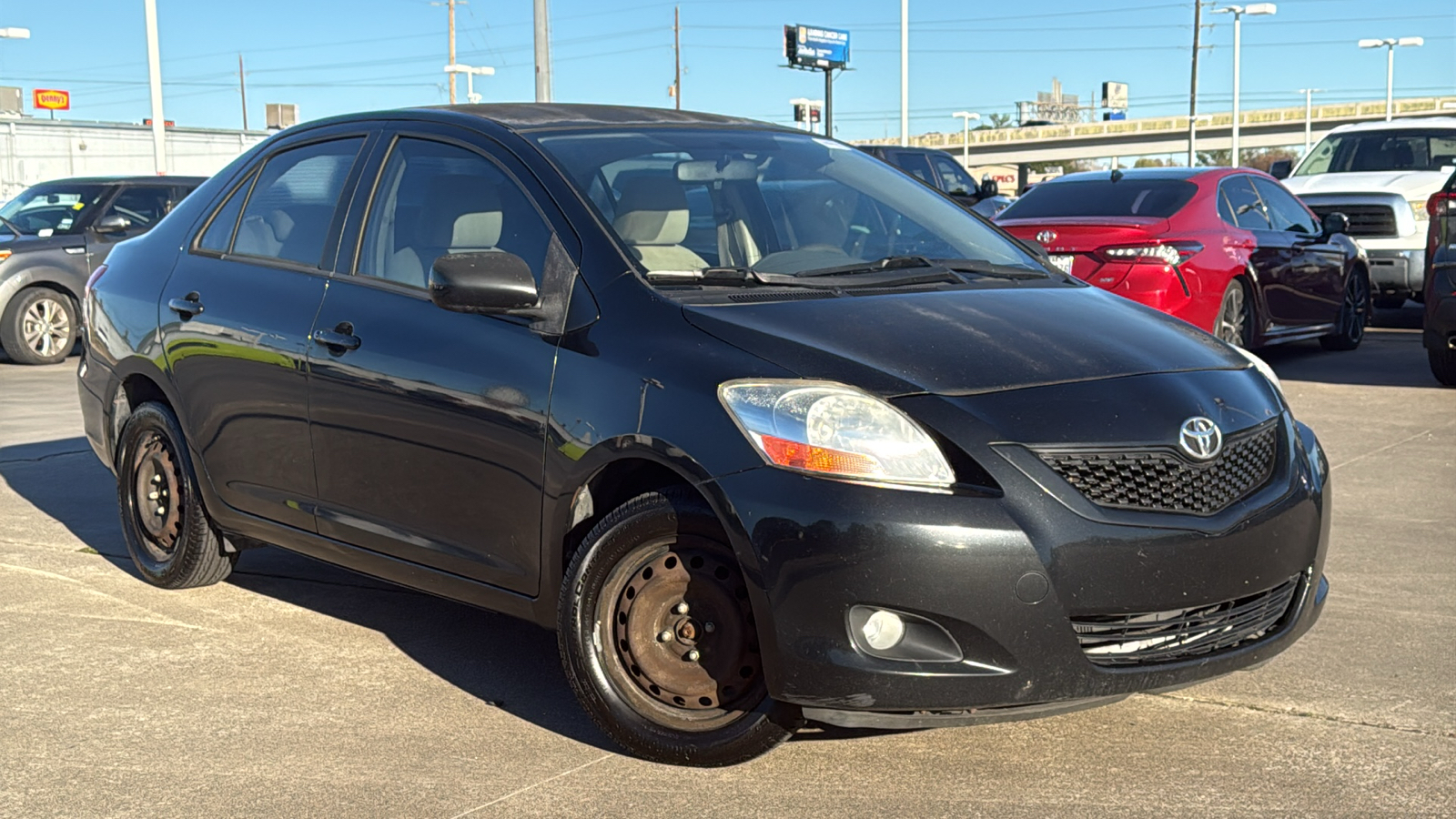 2009 Toyota Yaris S 2