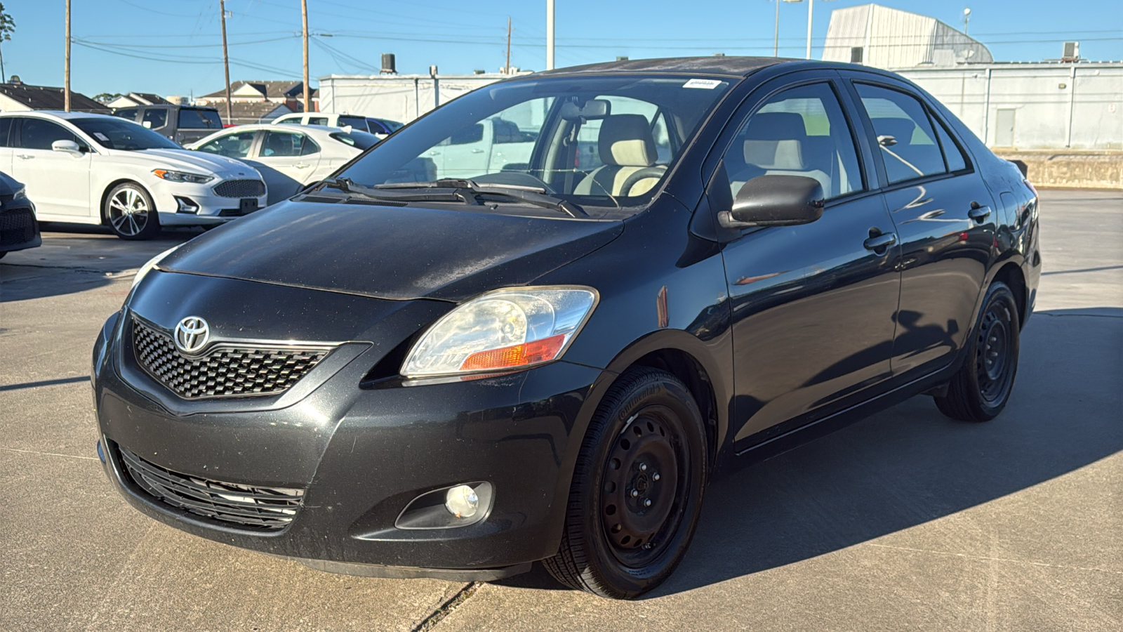 2009 Toyota Yaris S 4