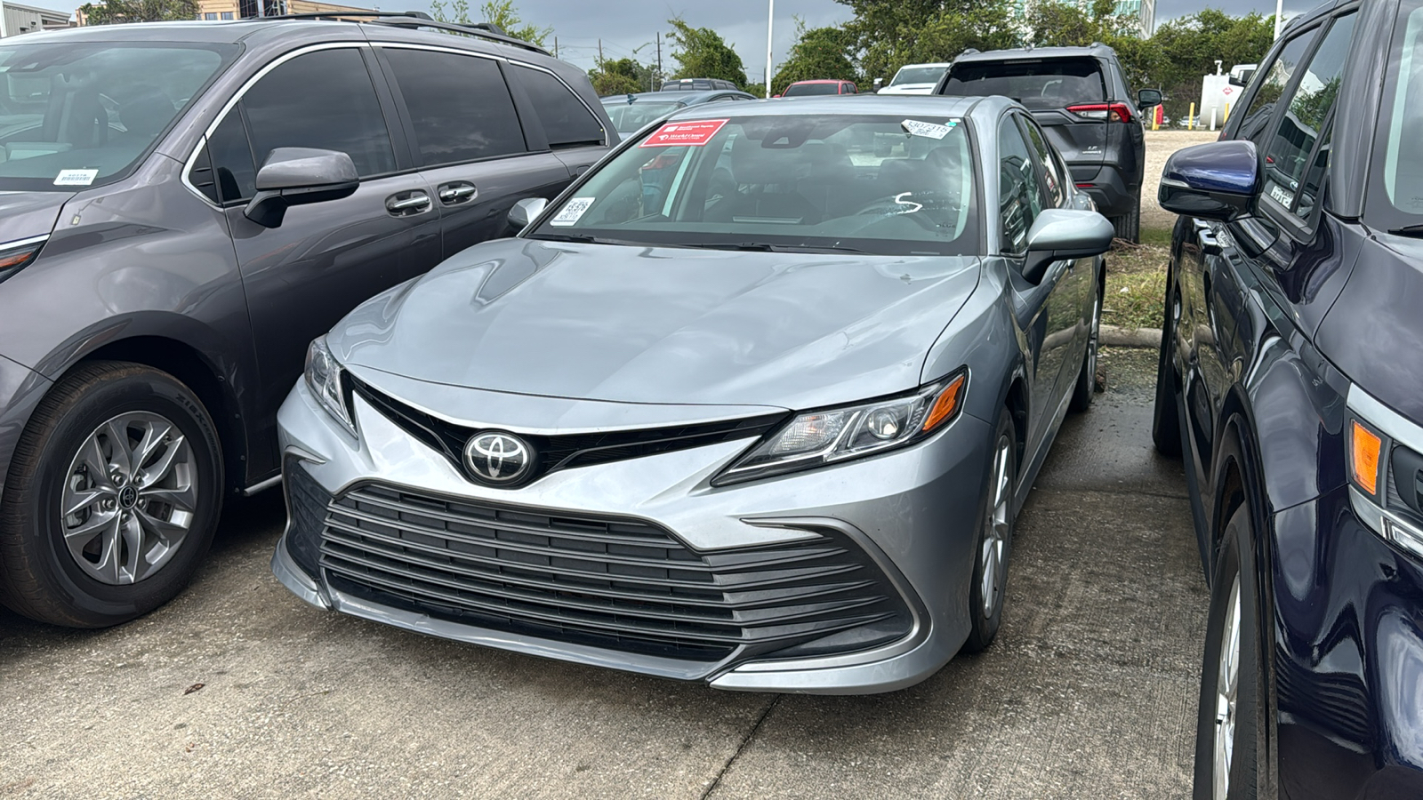 2023 Toyota Camry LE 4