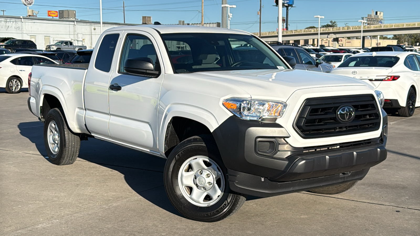 2023 Toyota Tacoma SR 33