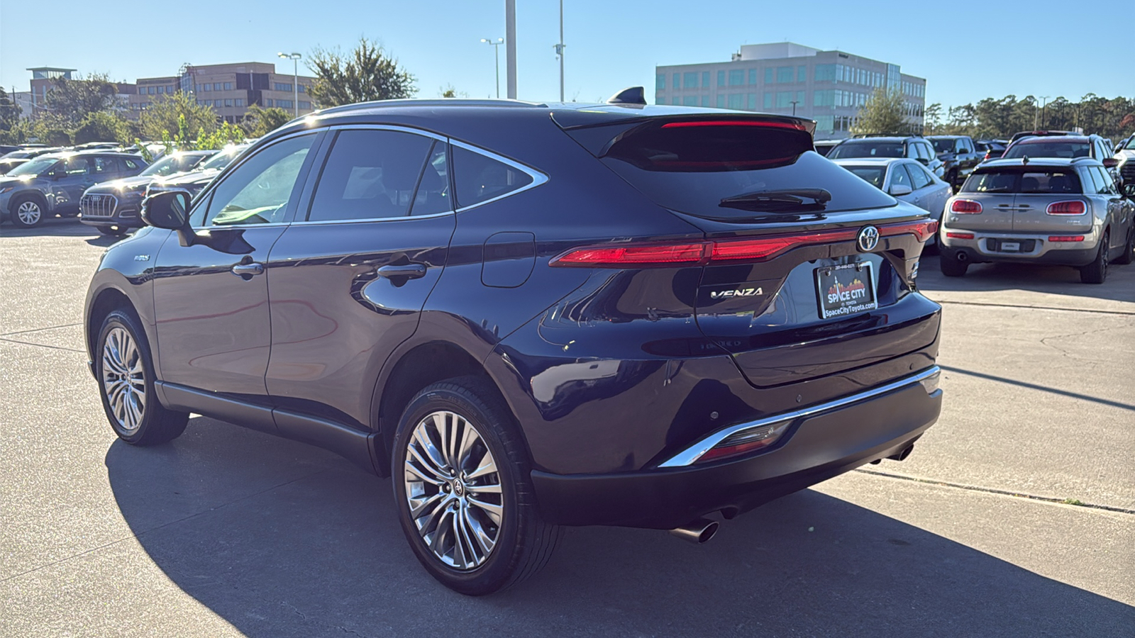 2021 Toyota Venza XLE 7