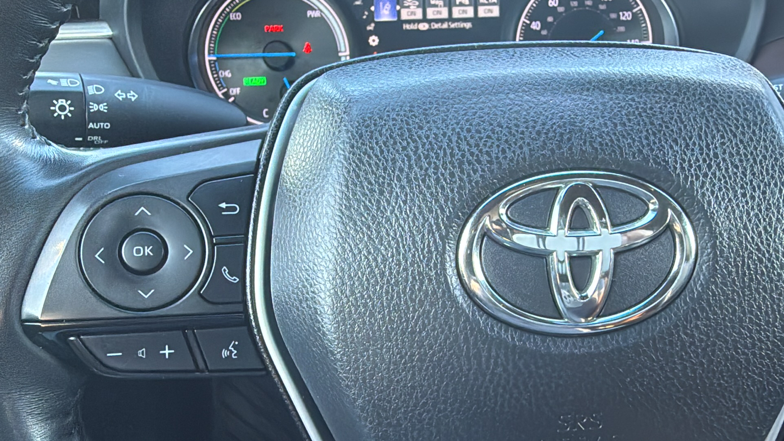 2021 Toyota Venza XLE 23