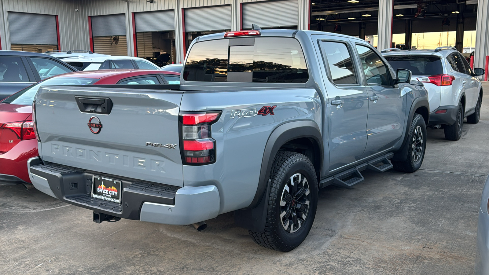 2023 Nissan Frontier PRO-4X 5