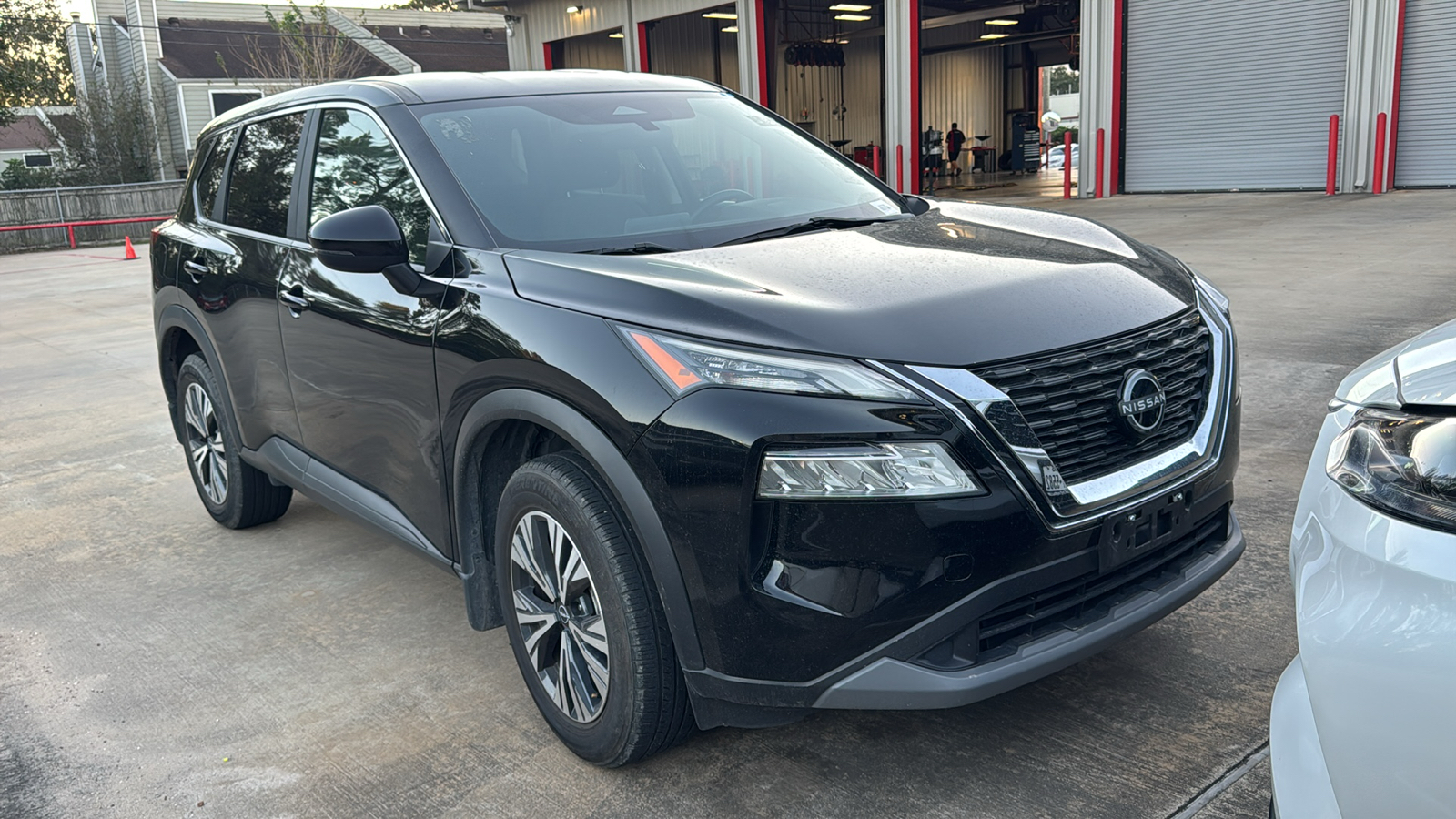 2023 Nissan Rogue SV 2