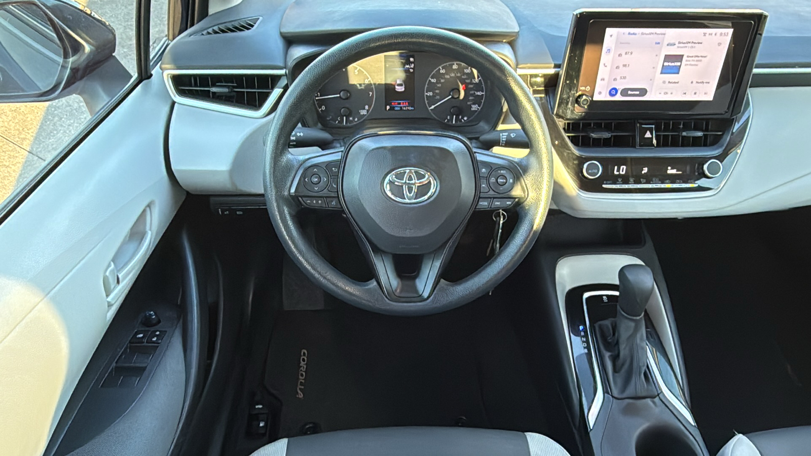 2024 Toyota Corolla LE 18