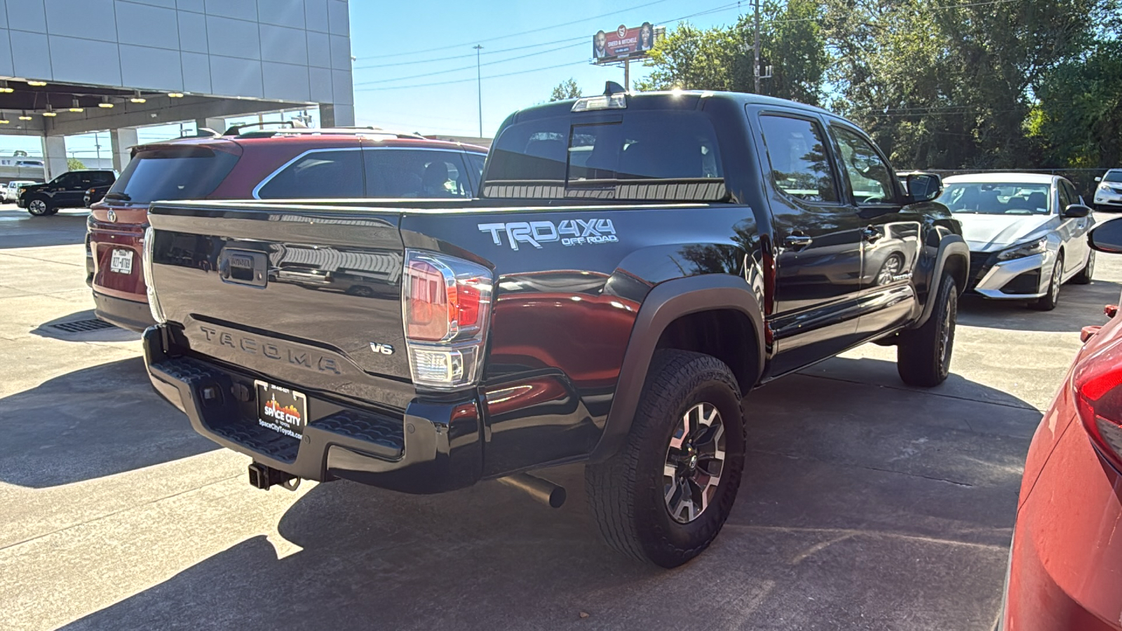 2023 Toyota Tacoma TRD Off-Road 8