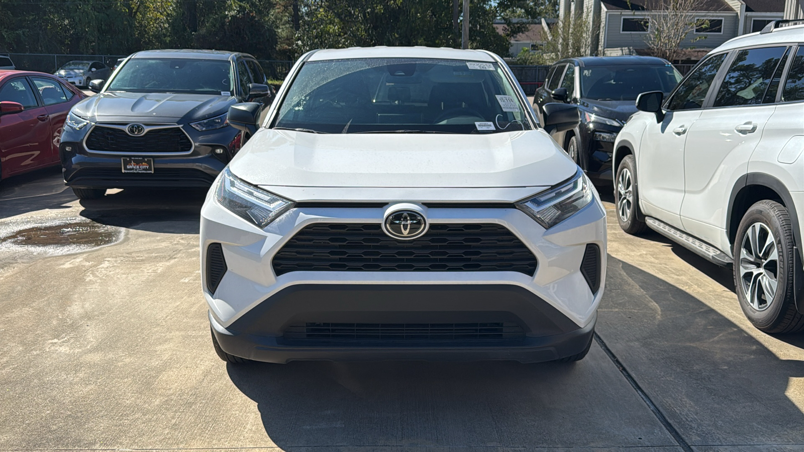 2024 Toyota RAV4 LE 3