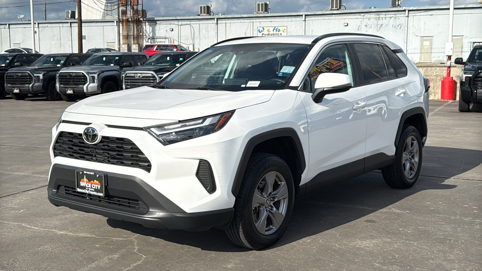 2024 Toyota RAV4 XLE 4