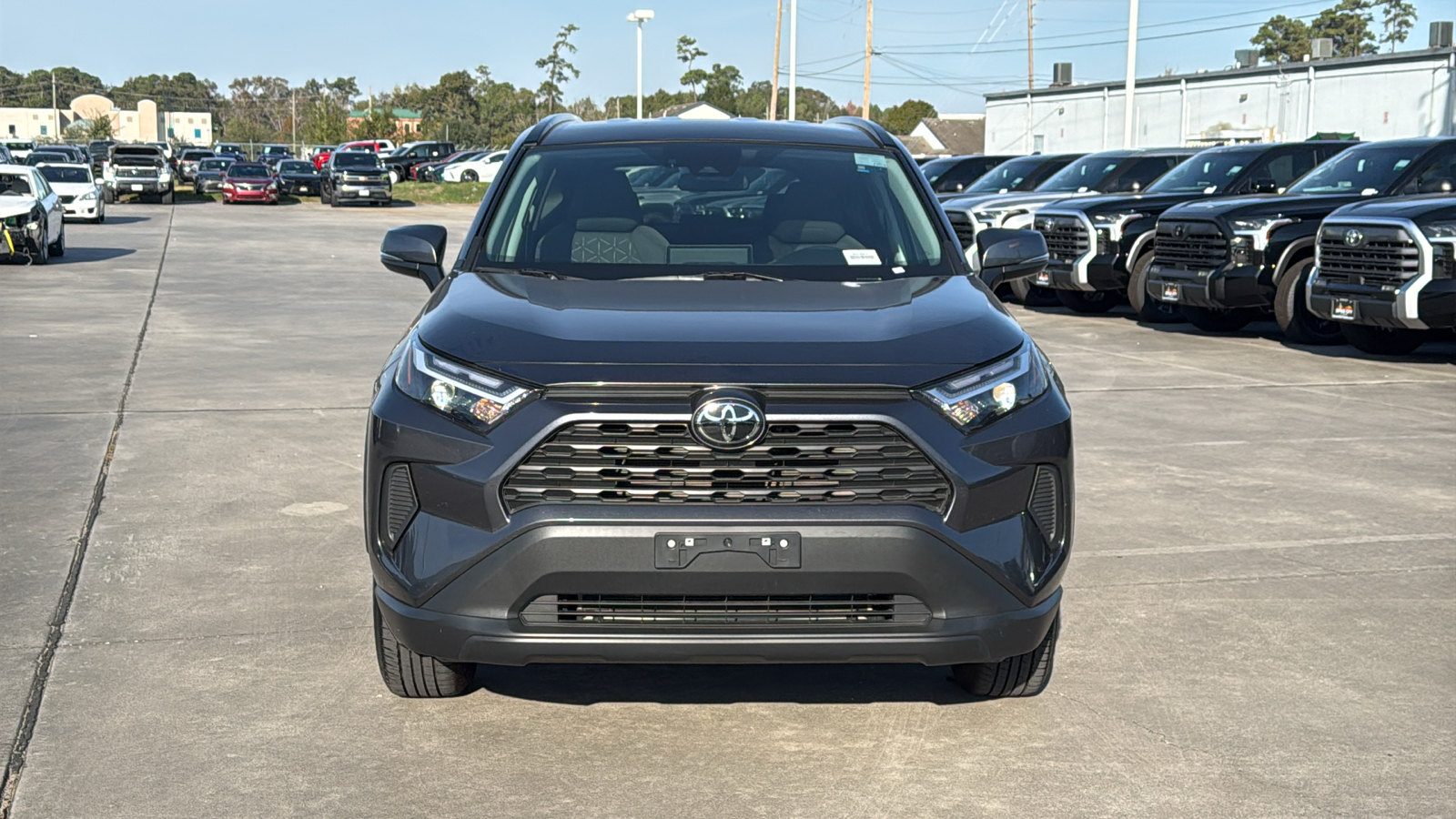 2024 Toyota RAV4 XLE 3