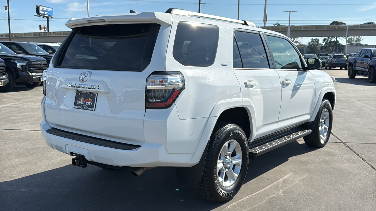 2024 Toyota 4Runner SR5 8