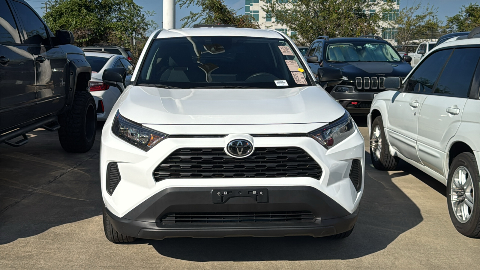 2022 Toyota RAV4 LE 3