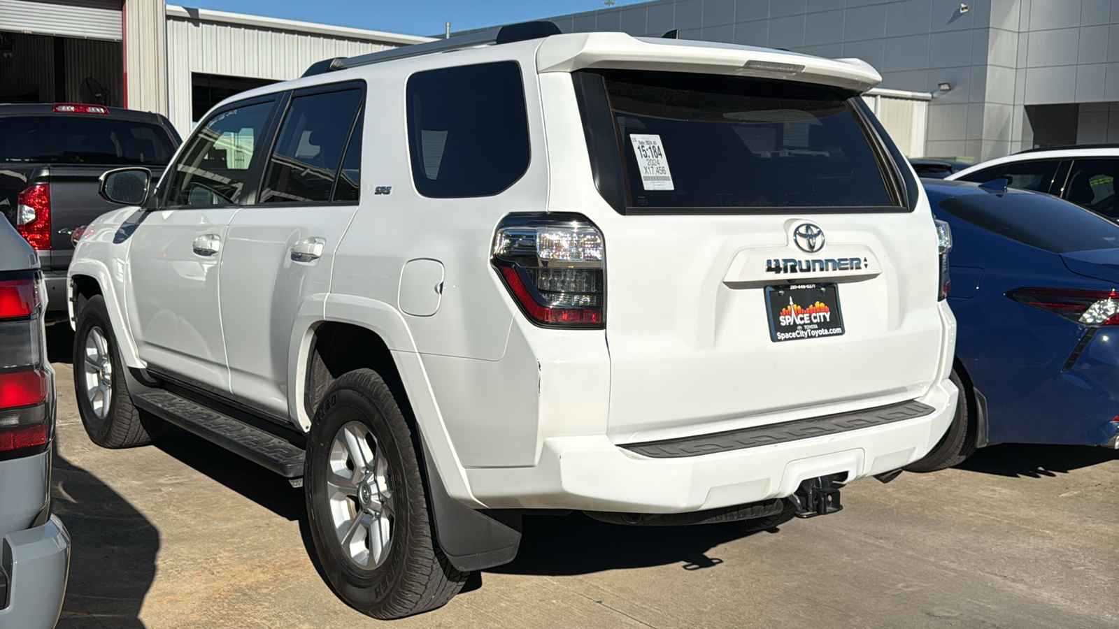 2024 Toyota 4Runner SR5 4