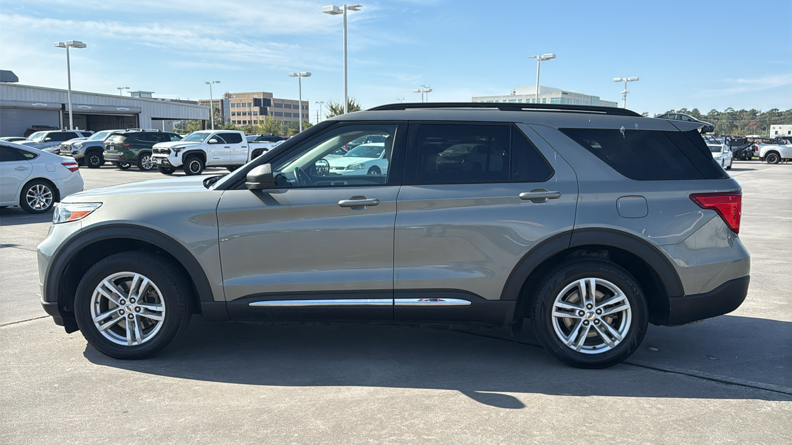 2020 Ford Explorer XLT 5