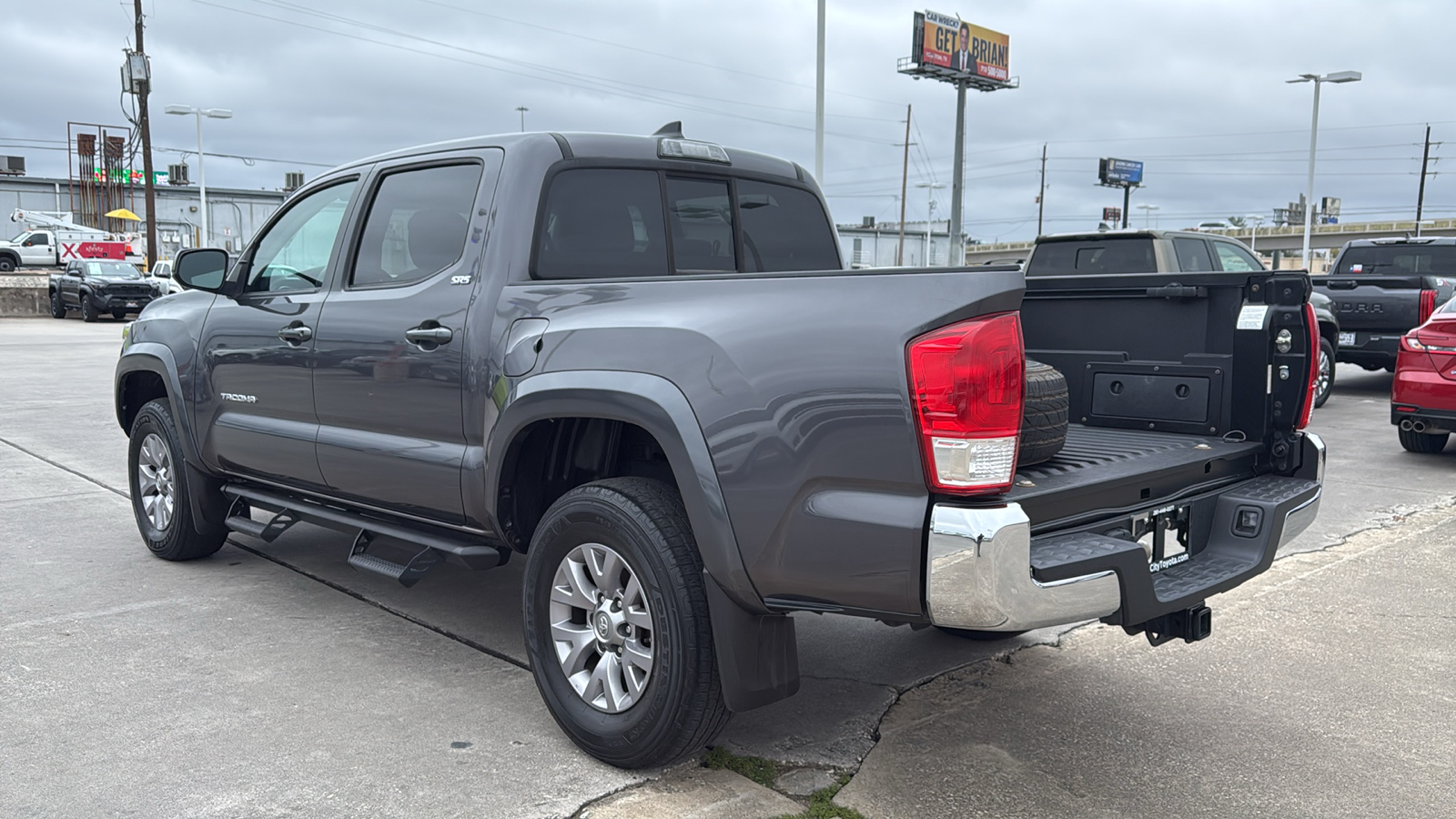 2017 Toyota Tacoma SR5 6