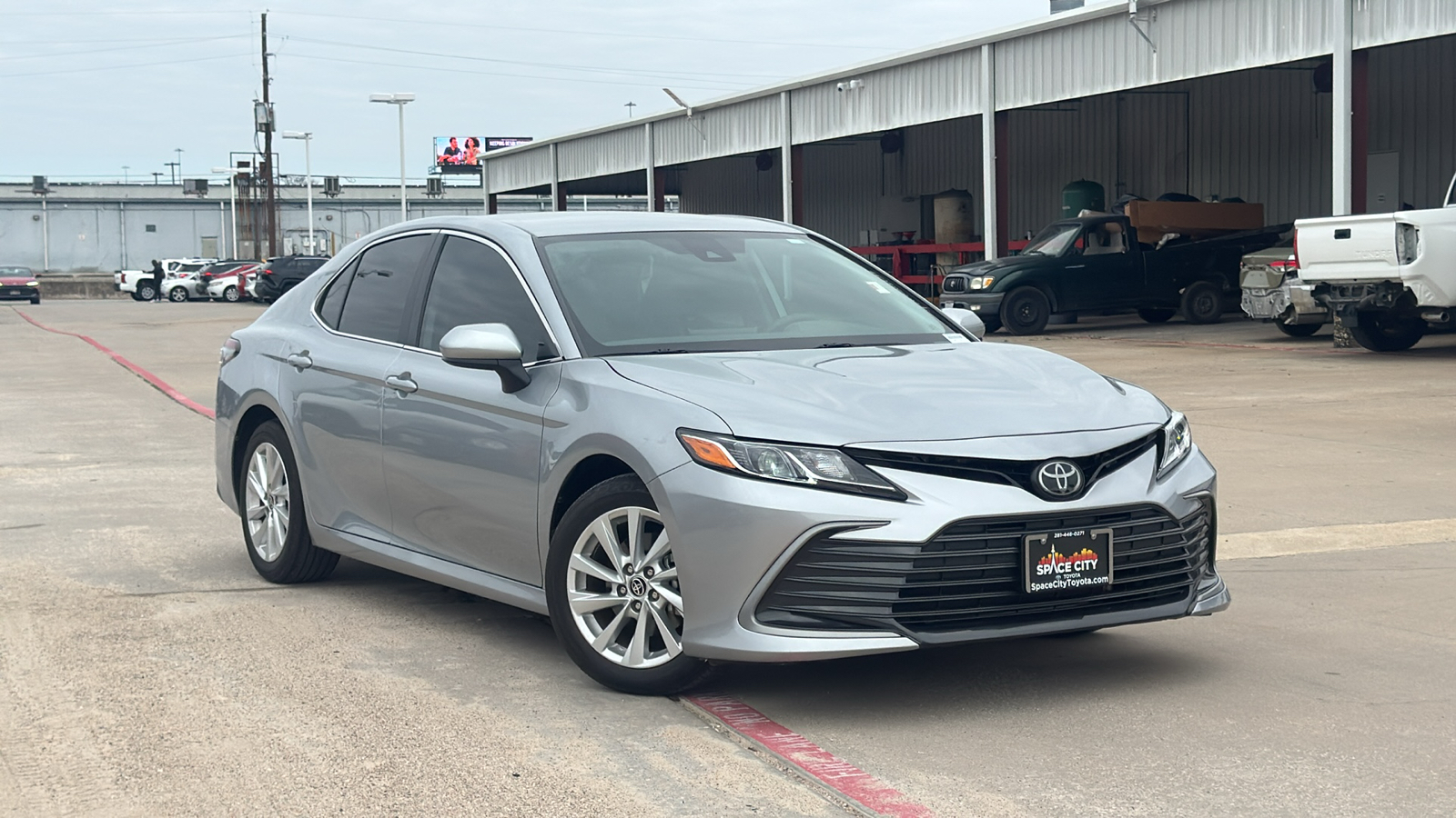 2024 Toyota Camry LE 2