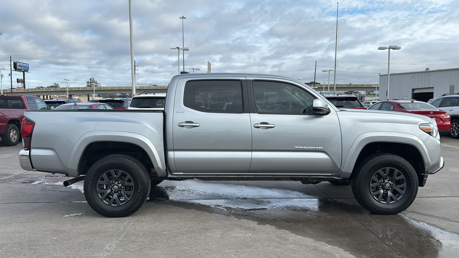 2023 Toyota Tacoma SR5 10