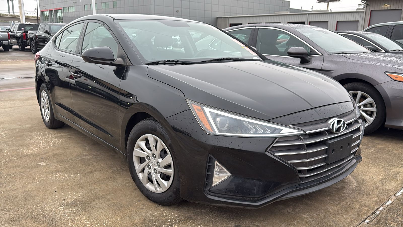 2019 Hyundai Elantra SE 2