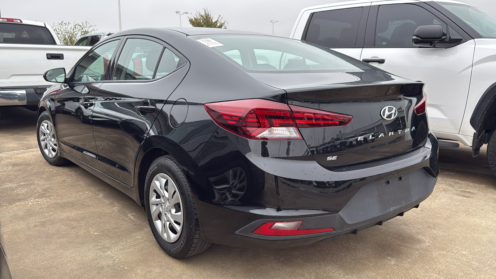 2019 Hyundai Elantra SE 4