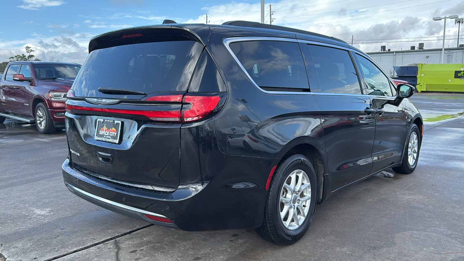 2022 Chrysler Pacifica Touring L 7