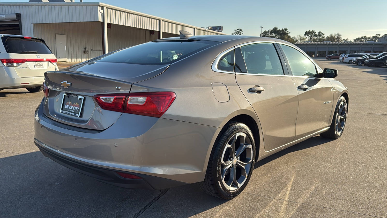 2023 Chevrolet Malibu LT 8