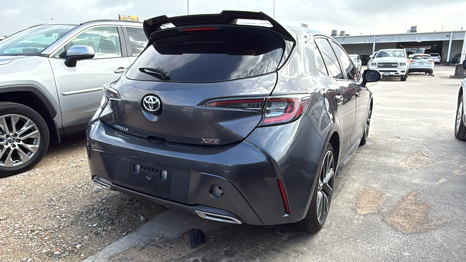 2022 Toyota Corolla Hatchback XSE 6