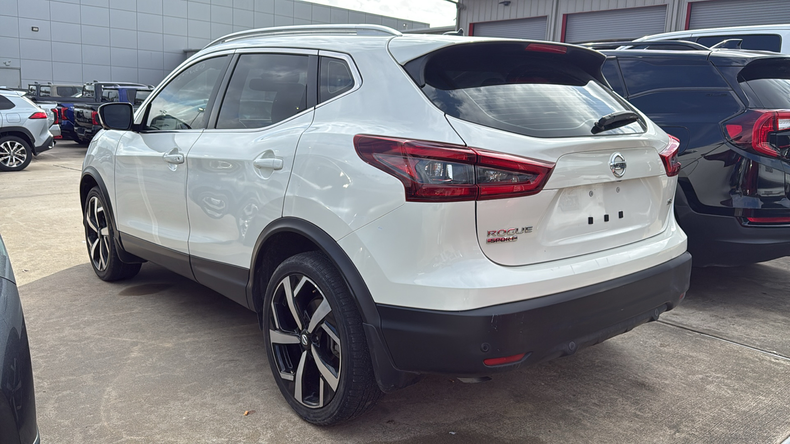 2021 Nissan Rogue Sport SL 5