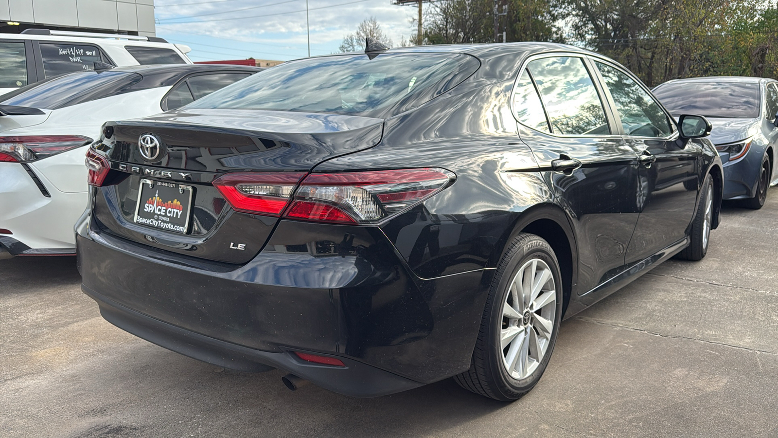 2023 Toyota Camry LE 5