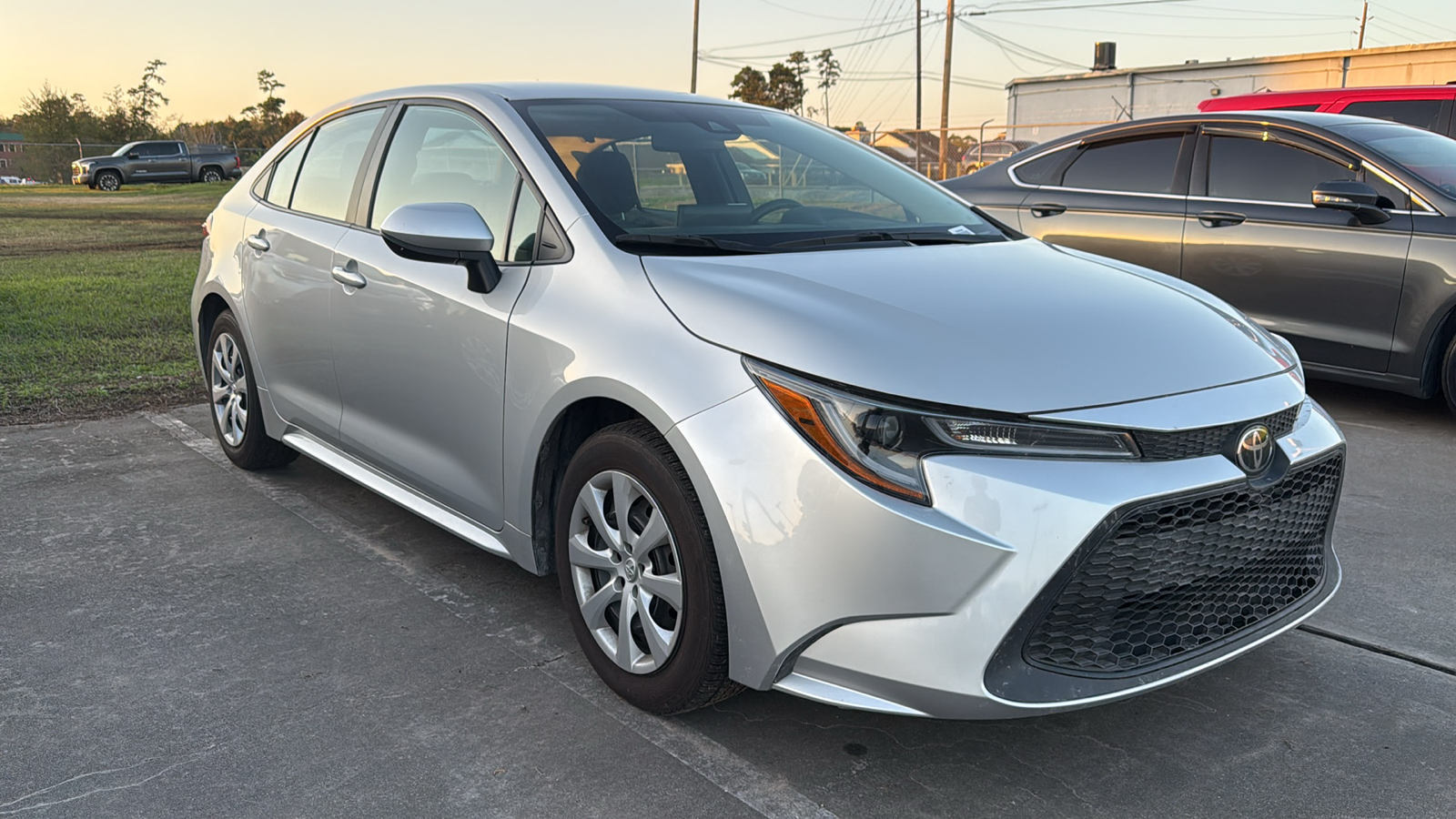 2022 Toyota Corolla LE 2