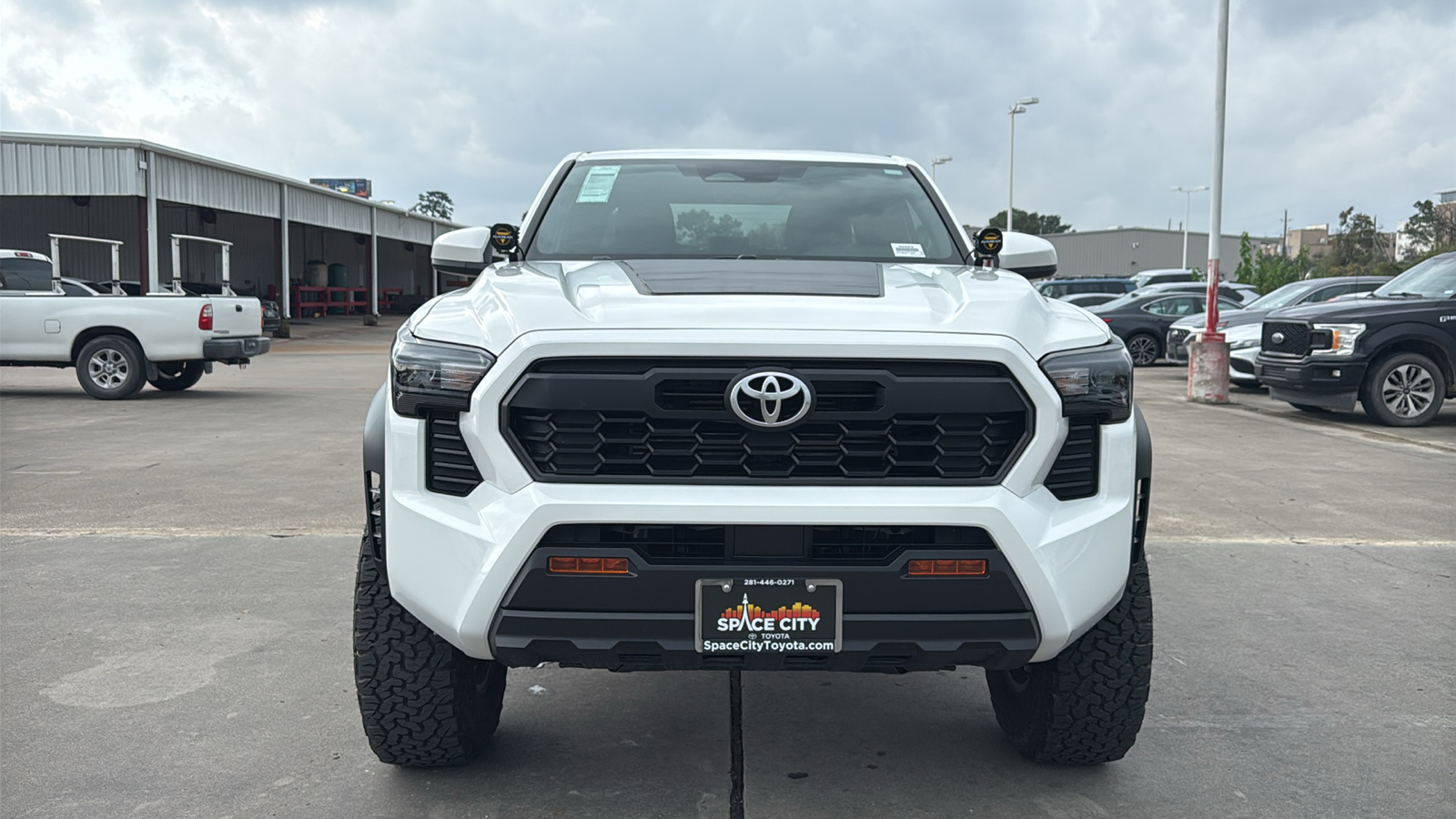 2024 Toyota Tacoma TRD Off-Road 3