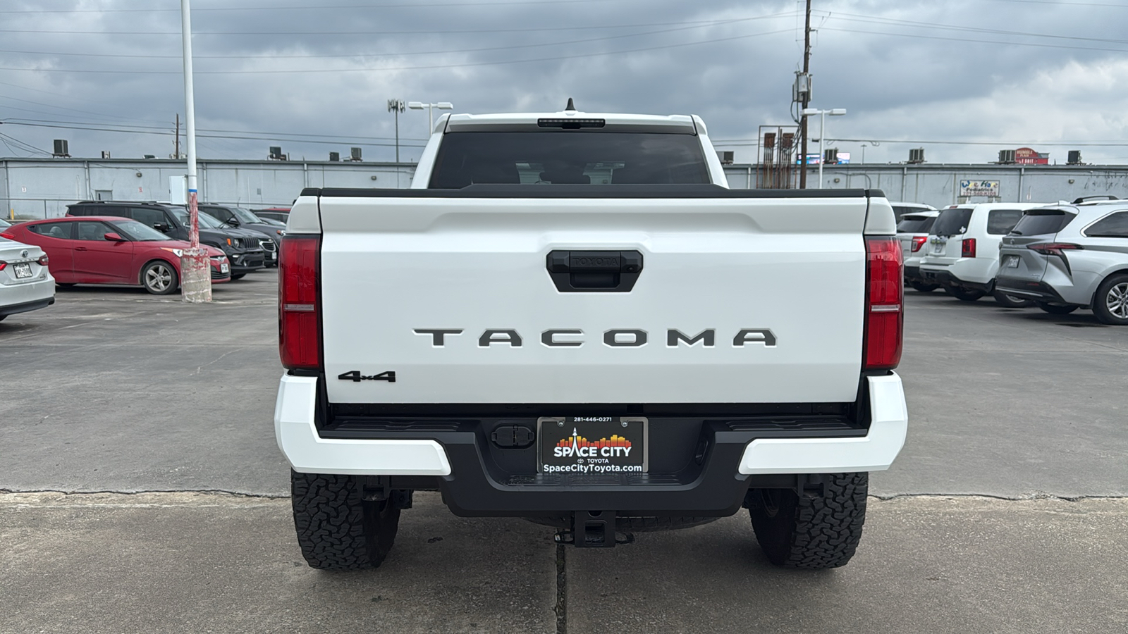 2024 Toyota Tacoma TRD Off-Road 8