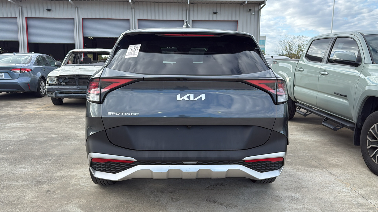 2023 Kia Sportage LX 4